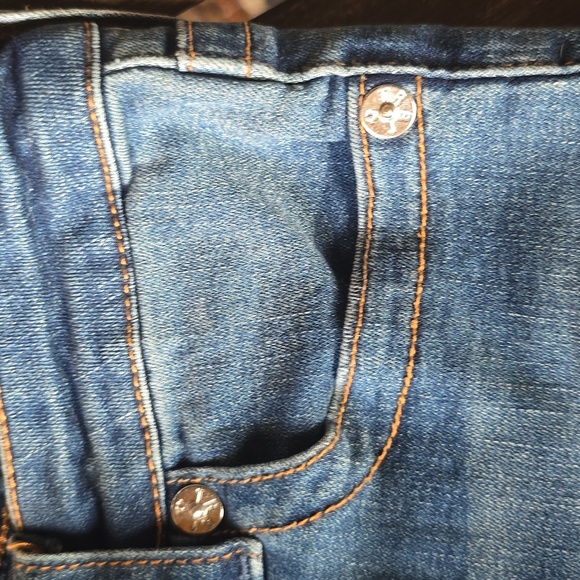 True Religion designer bootcut mid-rise jeans - Picture 5 of 8